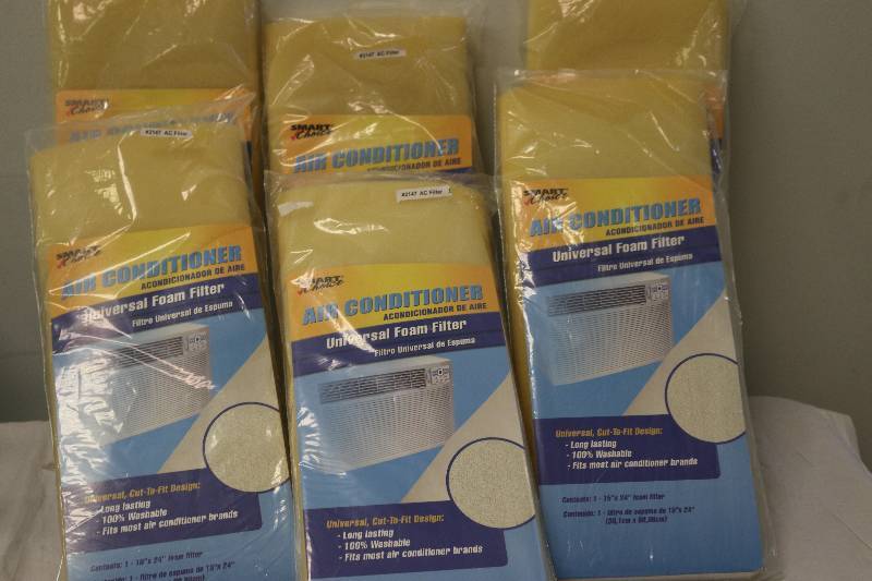 lot 6810 image: 6 AC Universal Foal Filters 15 x 24
