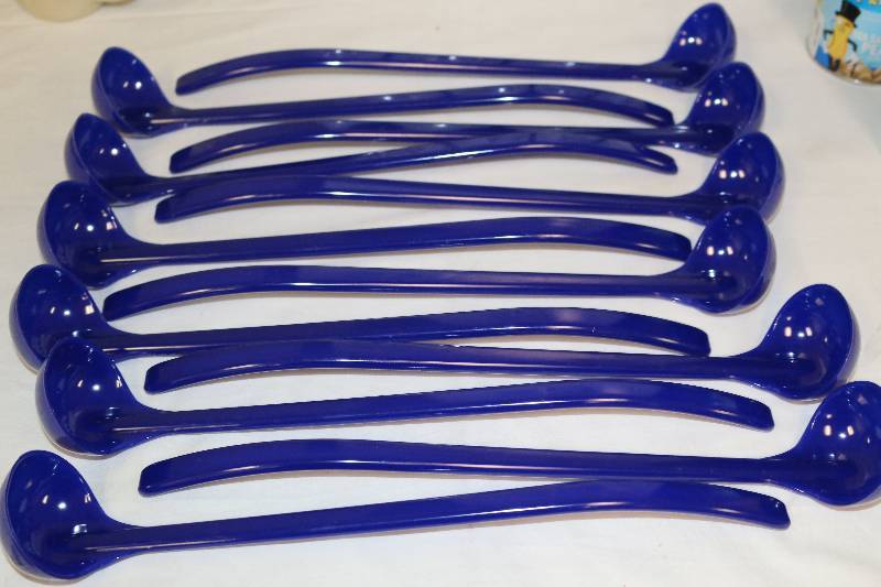 lot 6856 image: 12 Blue Serving Ladles