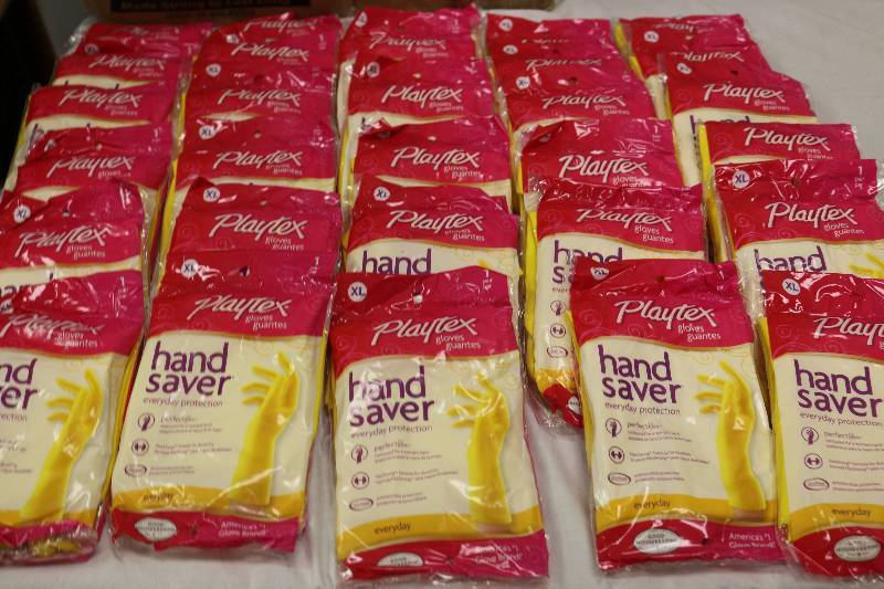 lot 6861 image: 30 Pairs Playtex Gloves - XL