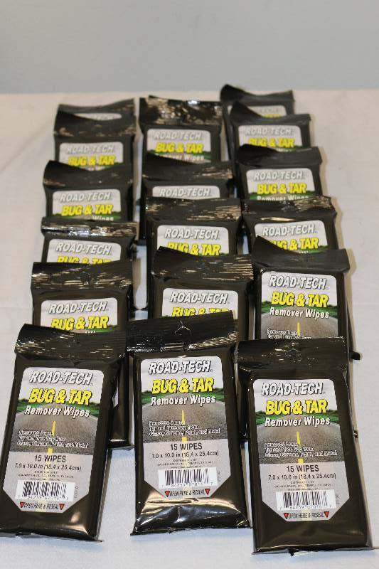 lot 6874 image: 18 Packs Bug & Tar Wipes