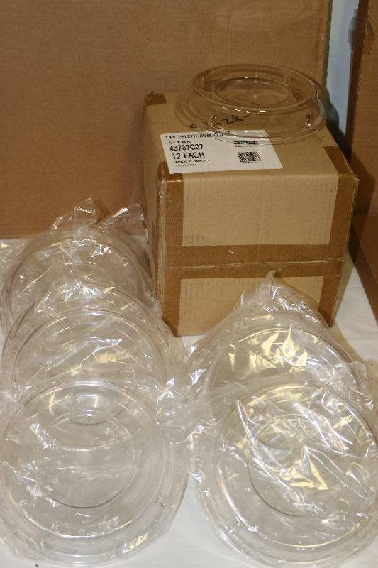 lot 6980 image: 12 - NEW Carlisle Clear Palette Bowl Covers