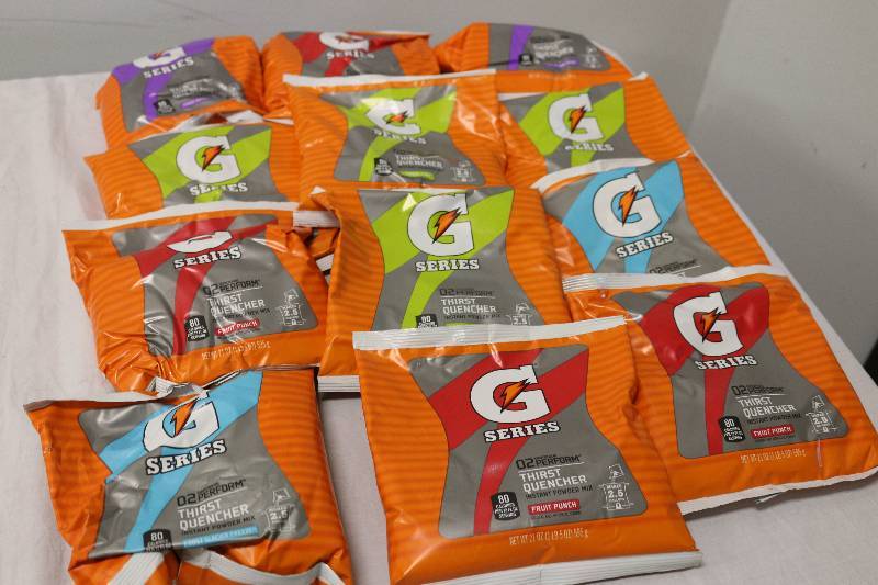 lot 6988 image: 12 Gatorade Packs - 2.5 gallons EACH