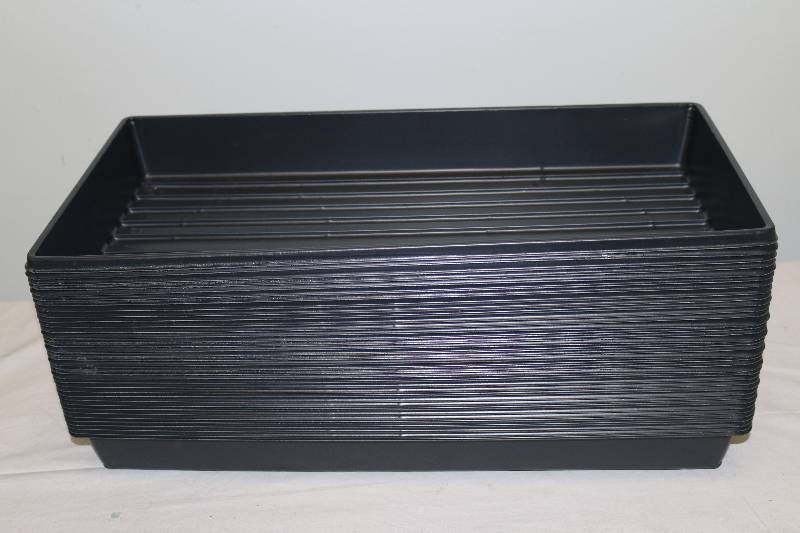 lot 6397 image: 35 Grow Plant Trays 21 x 10.5 x 2.5
