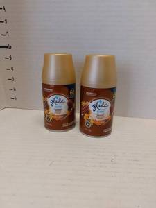 lot 40646 image: Glade Automatic Spray Refill 2 CT Cashmere Woods 6.2 OZ. Total Air Freshener Infused with Essential Oils