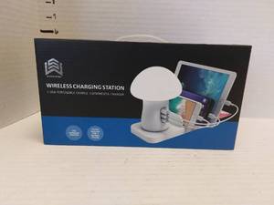 lot 40653 image: Trexonic 3-in-1 Desk Organizer With Wireless Charging Station And Reading Light