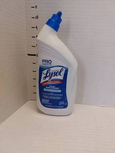 lot 40668 image: Professional Lysol Toilet Bowl Cleaner 32oz