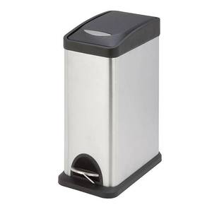 lot 40710 image: Honey Can Do 8L Rectangular Step Can 8L