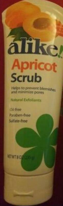 lot 500557 image: Apricot Facial Scrub, 8 Fluid Ounce