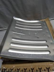 lot 43533 image: Bernini Fountains 2-in-1 Collapsible Snow Shovel and Ice Chipper