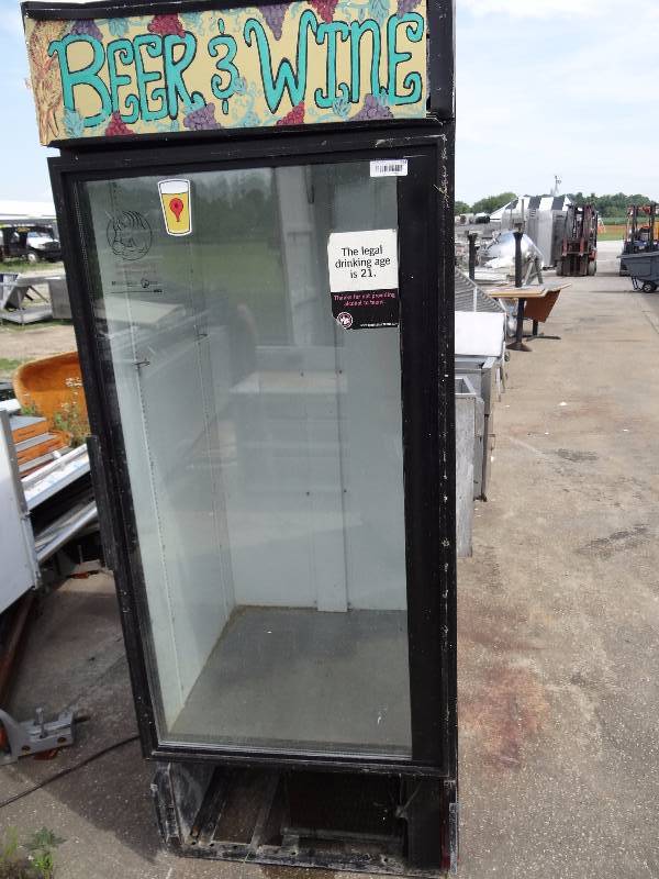 lot 602 image: True Single Door Glass Front Reach-In Cooler