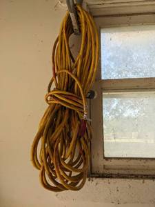 lot 855 image: Long Extension Cord