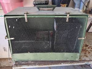 lot 857 image: Alco Carrying Case With (2) Wire Crawdad Traps