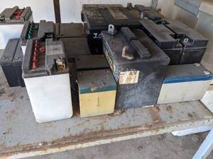 lot 858 image: Various Batteries  Untested