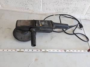 lot 868 image: B&D SanderPolisher