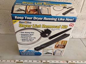 lot 872 image: Dryer Lint Removal Kit