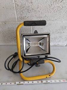 lot 874 image: Work Light  Has Good Bulb