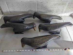 lot 882 image: (5) Decoys