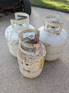 lot 886 image: Propane Bottles  All Have Minimal Contents