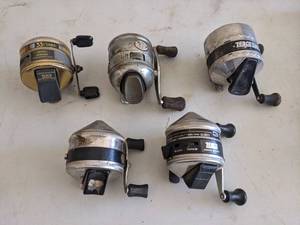 lot 919 image: (5) Fishing Reels  See Pics