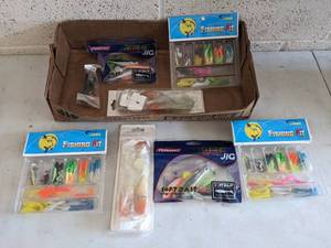lot 928 image: New Fishing Lures