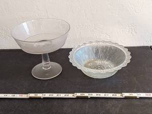 lot 615 image: Etched Crane Birds Glass Compote and Bubble Lace Clear Bowl.