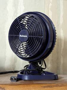 lot 623 image: Holmes Table Fan.