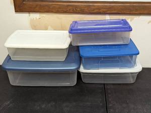 lot 652 image: (5) Bins.