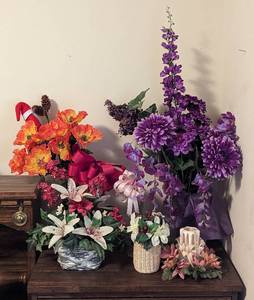 lot 692 image: Faux Flowers and Vases.