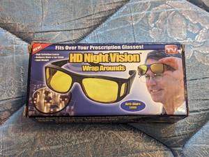 lot 701 image: HD Night Vision Glasses.