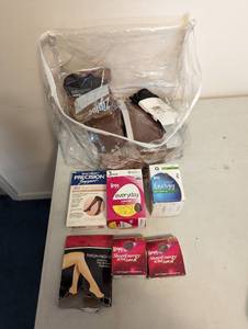 lot 749 image: Pantyhose.