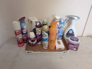 lot 752 image: Air Fresheners.