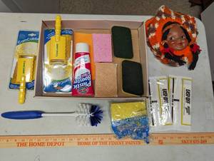 lot 798 image: (2) CornCobbR, Plastic Booster, Sponges, and Easy-Off.