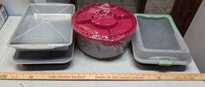 lot 809 image: Plastic Storage Containers.