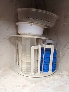 lot 812 image: Plasticware and Spinning Holder.