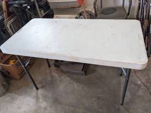lot 952 image: Plastic Lifetime Folding Table