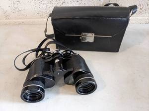 lot 956 image: Tasco 7x35 Wide Angle Binoculars  Model No.318