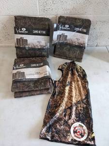 lot 966 image: Camo Netting  Reversible Hood  See Pics