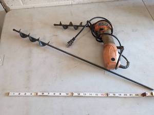 lot 987 image: Chicago 38 Close Quater Drill W Auger Bits