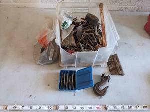lot 991 image: Hanson Whitney Taps  Drill Bits  Electrical Tape