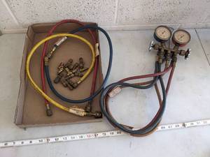 lot 1003 image: Refrigerant Gauges Lines  Fittings