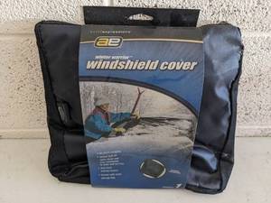 lot 1057 image: AE Windshield Cover.