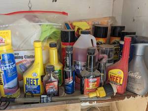 lot 1065 image: Heet, De-Icer, Tire Cleaner, Car Wash and Wax and more.