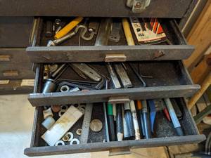 lot 1095 image: Writing Utensils, Allan Wrenches, Jig Saw Blades, and more.