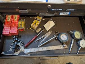 lot 1100 image: Federal Indicator, Machinist Jacks, Jack Screw, Combo Square, and more.