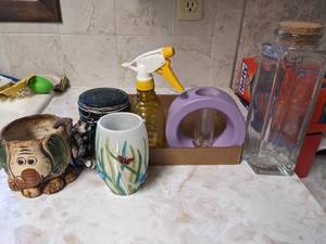 lot 1183 image: Planters  Spray Bottle