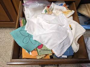 lot 1189 image: Kitchen Cloths