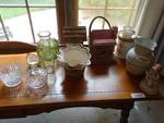 Lot of various collectable glass
