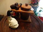 Vintage pipe stand w/ various pipes