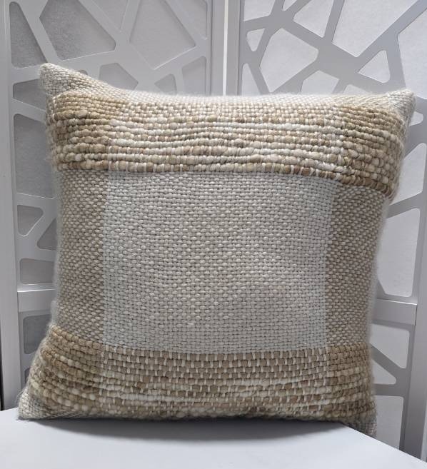 lot 334990 image: THROW PILLOW- 24 x 24. Beige Multi