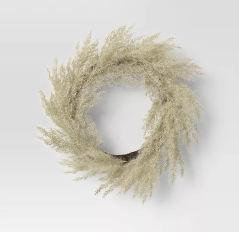 lot 100249 image: WREATH- 22 Faux Fall Grass.
